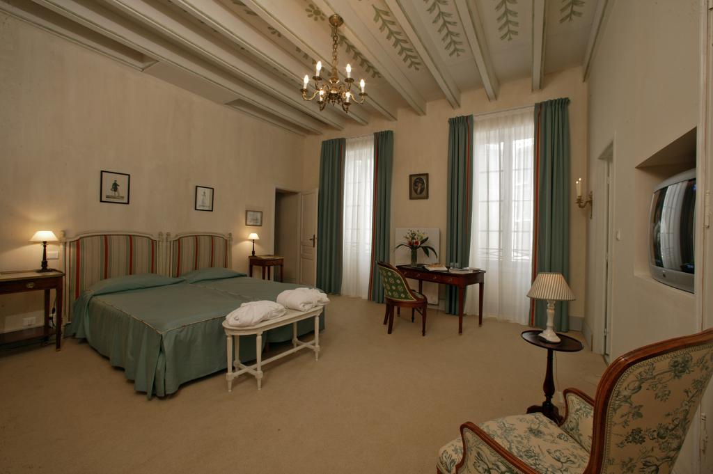 Le Manoir Saint Jean Hotel Room photo