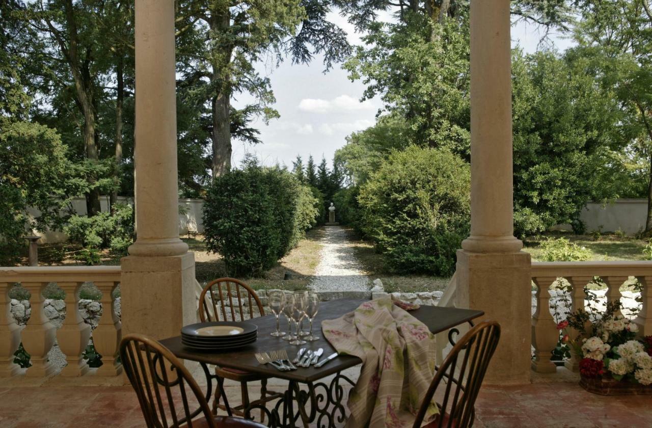 Le Manoir Saint Jean Hotel Exterior photo